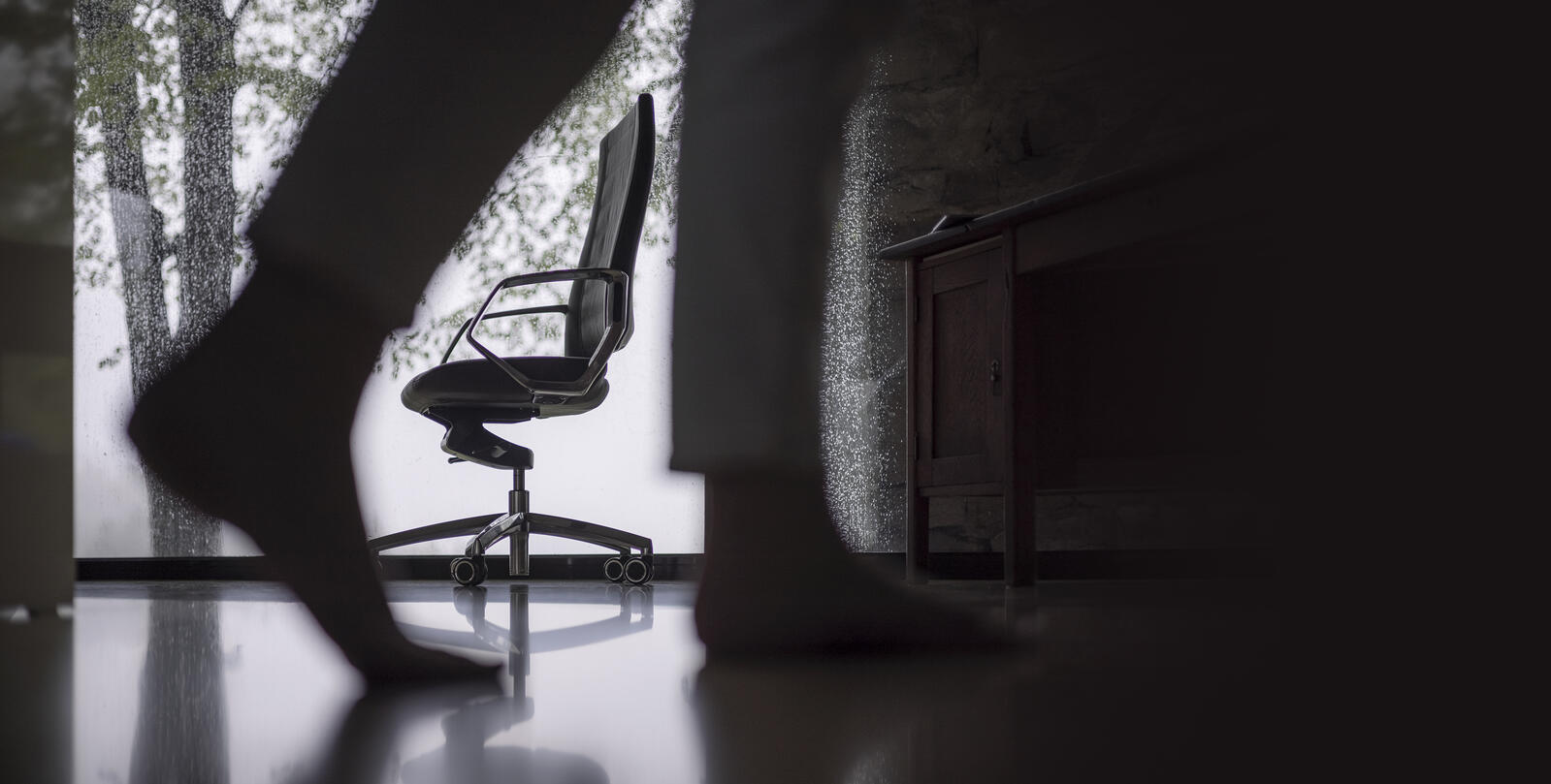 Inspirez-vous des situations de travail ou d'étude à domicile les plus courantes et créez un lieu de travail sain et agréable à la maison.