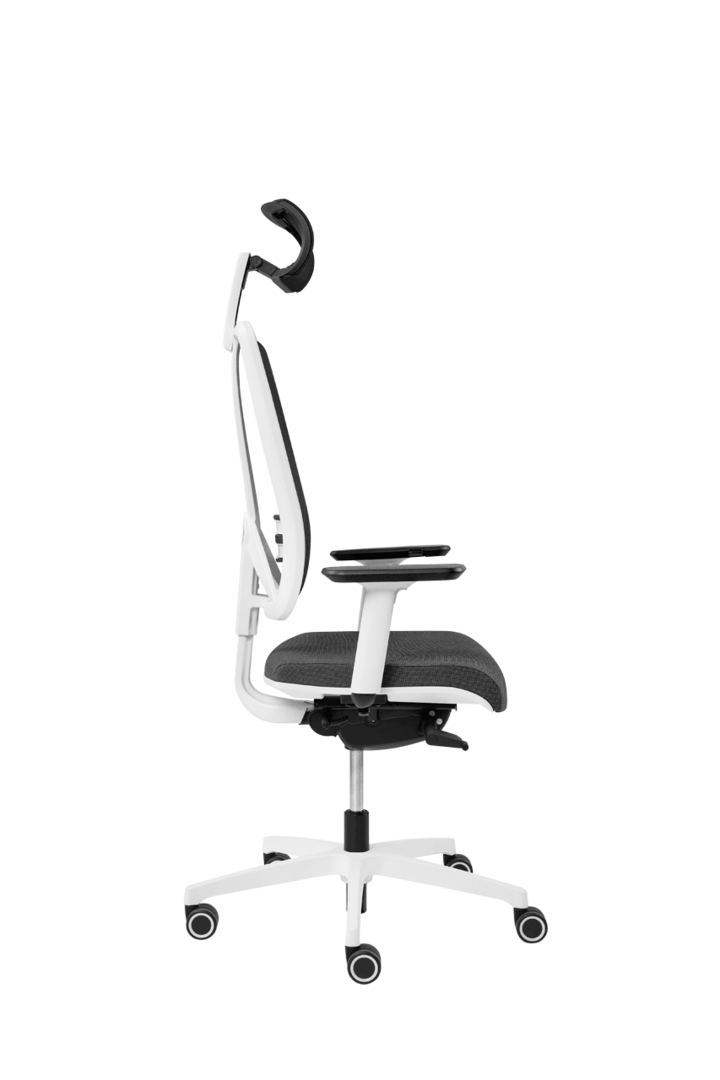 Seat depth adjustment (up to 6 cm)